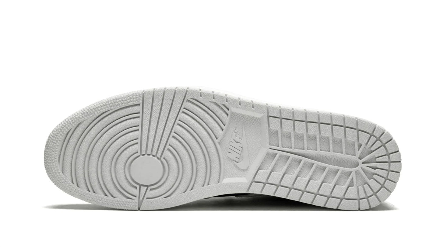 Jordan 1 Retro High OG "Neutral Grey/Hyper Crimson"