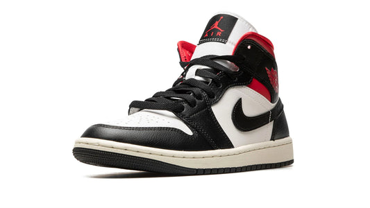 Jordan 1 MID WMNS "Black / Gym Red / Sail"
