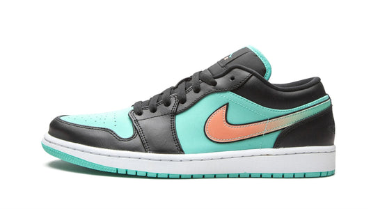 Jordan 1 Low SE "Tropical Twist"