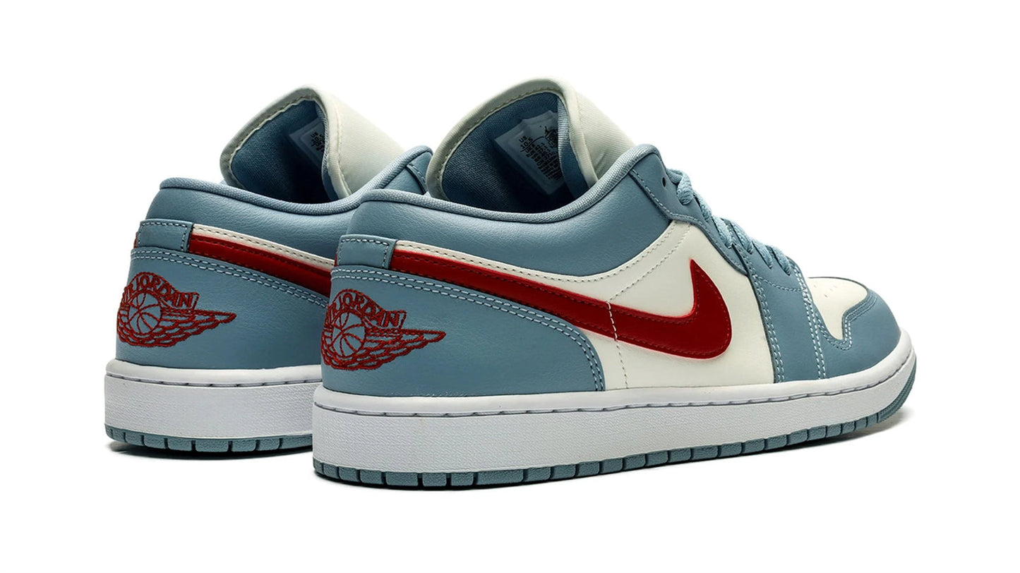 Jordan 1 Low WMNS "Blue Whisper"