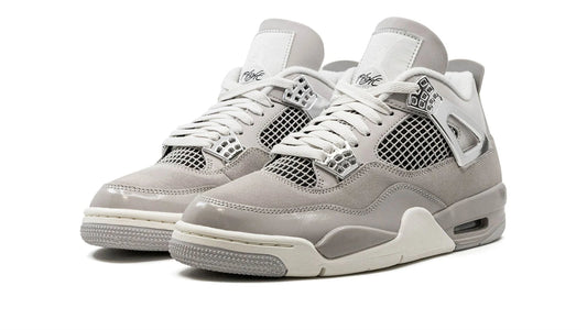 Jordan 4 WMNS "Frozen Moments"