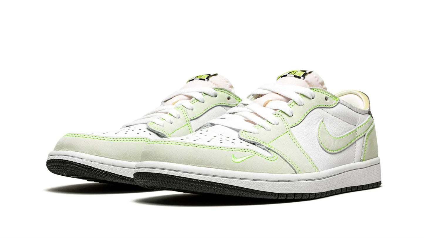 Jordan 1 Low OG "Ghost Green"