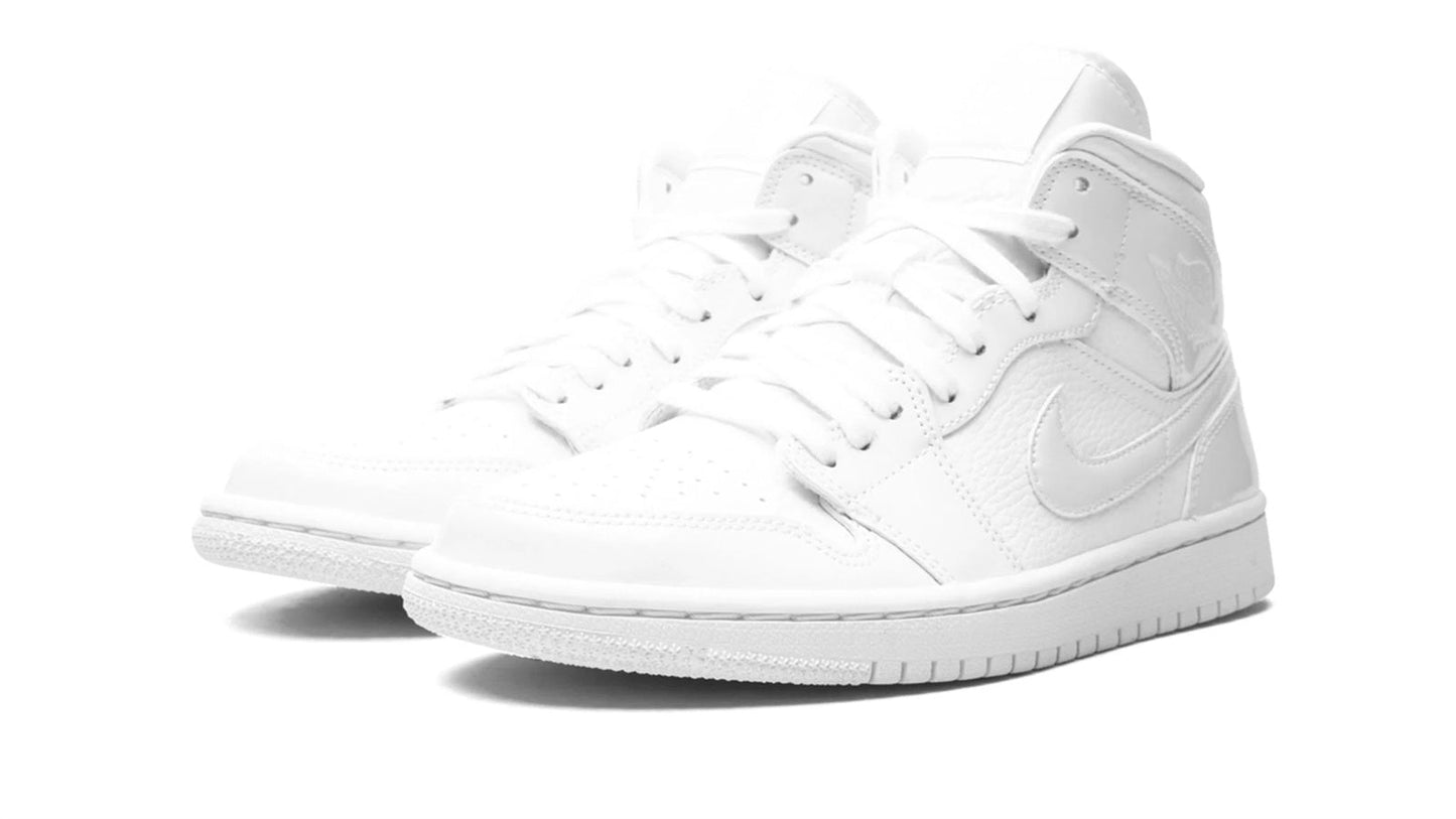 Jordan 1 MID WMNS "Triple White"