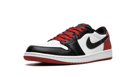 Jordan 1 Low GS "Black Toe"