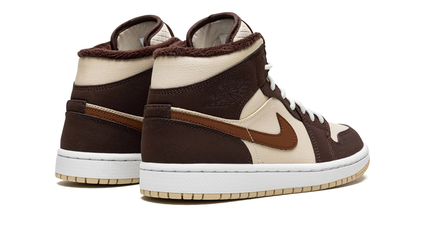 Jordan 1 MID SE WMNS "Brown Basalt Fleece"