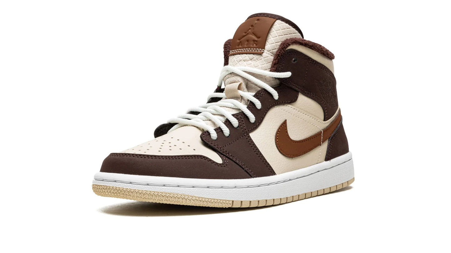 Jordan 1 MID SE WMNS "Brown Basalt Fleece"