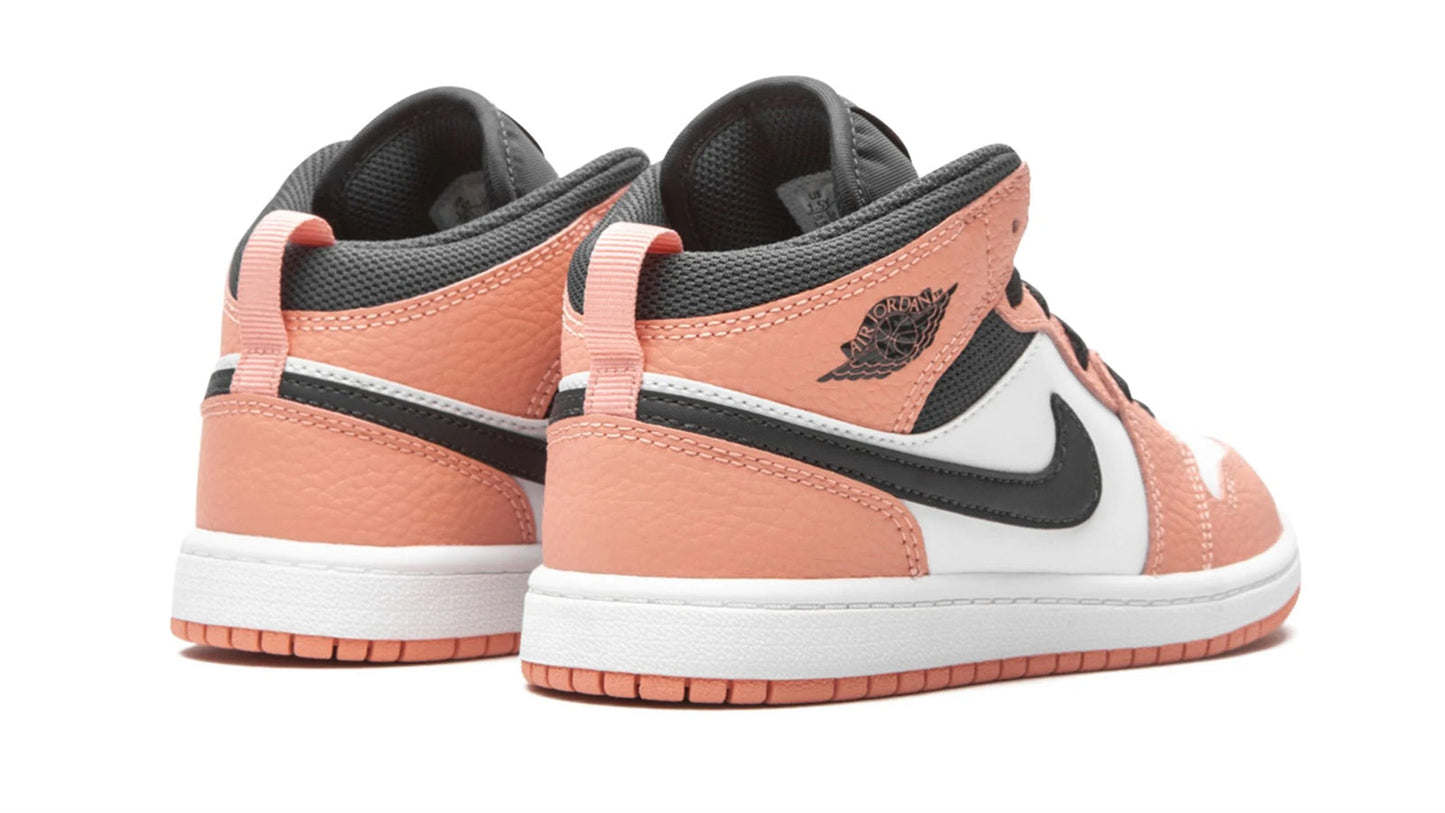 Jordan 1 Retro High OG "Pine Green"