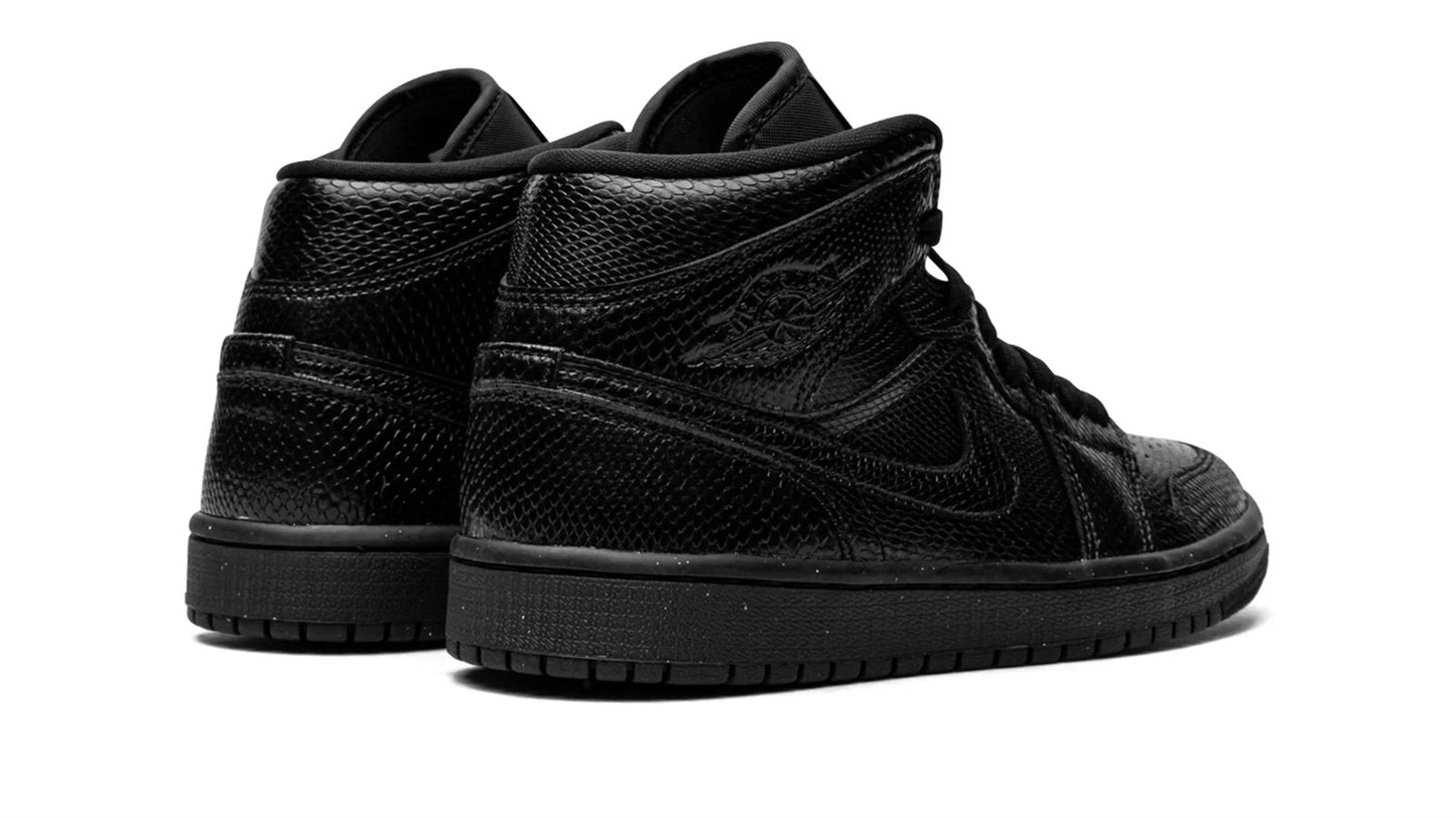 Jordan 1 MID WMNS "Black Snakeskin"