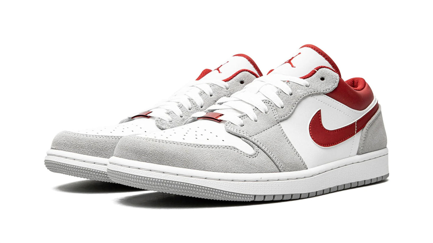 Jordan 1 LOW SE "White / Grey / Red"