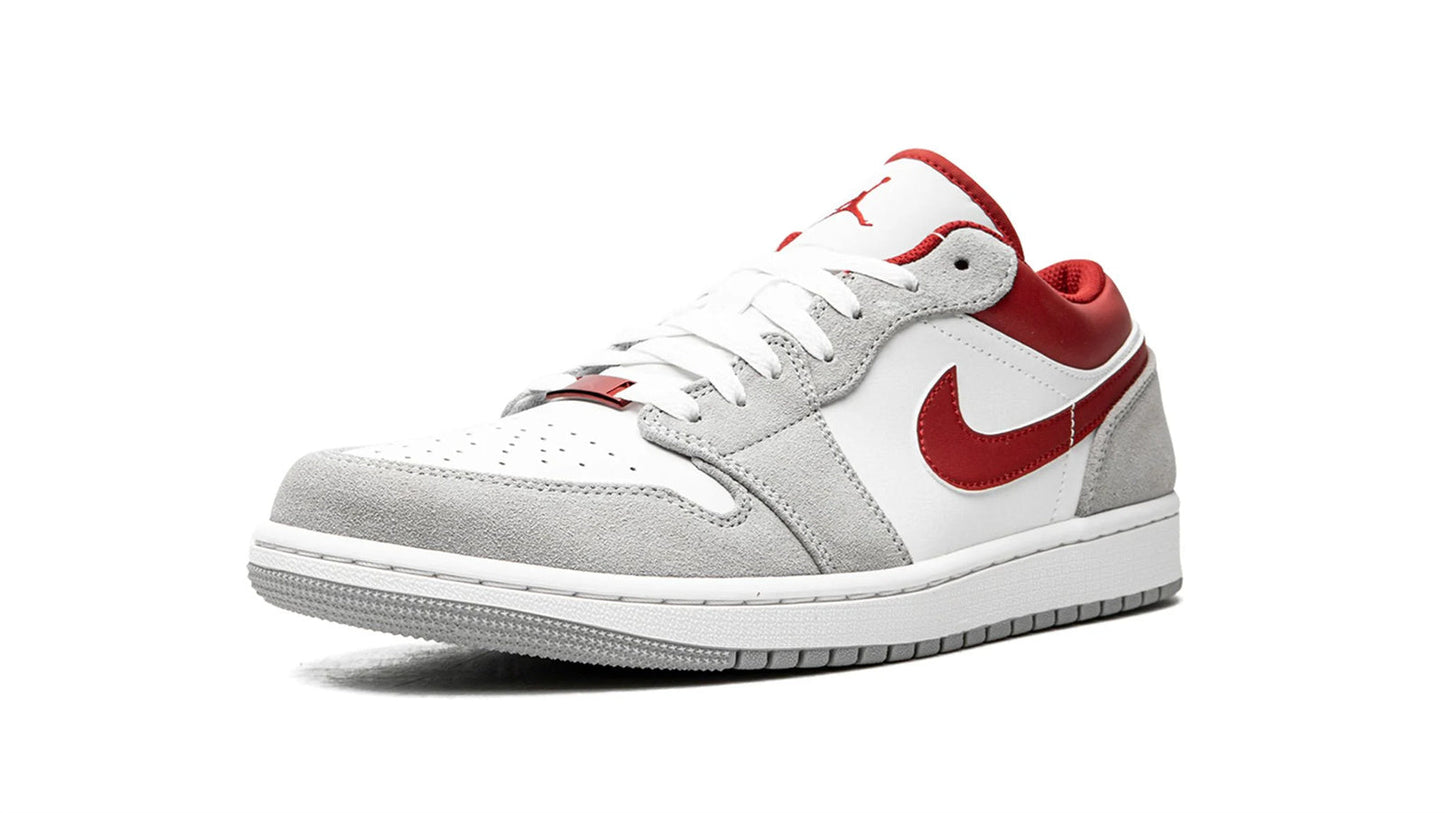 Jordan 1 LOW SE "White / Grey / Red"