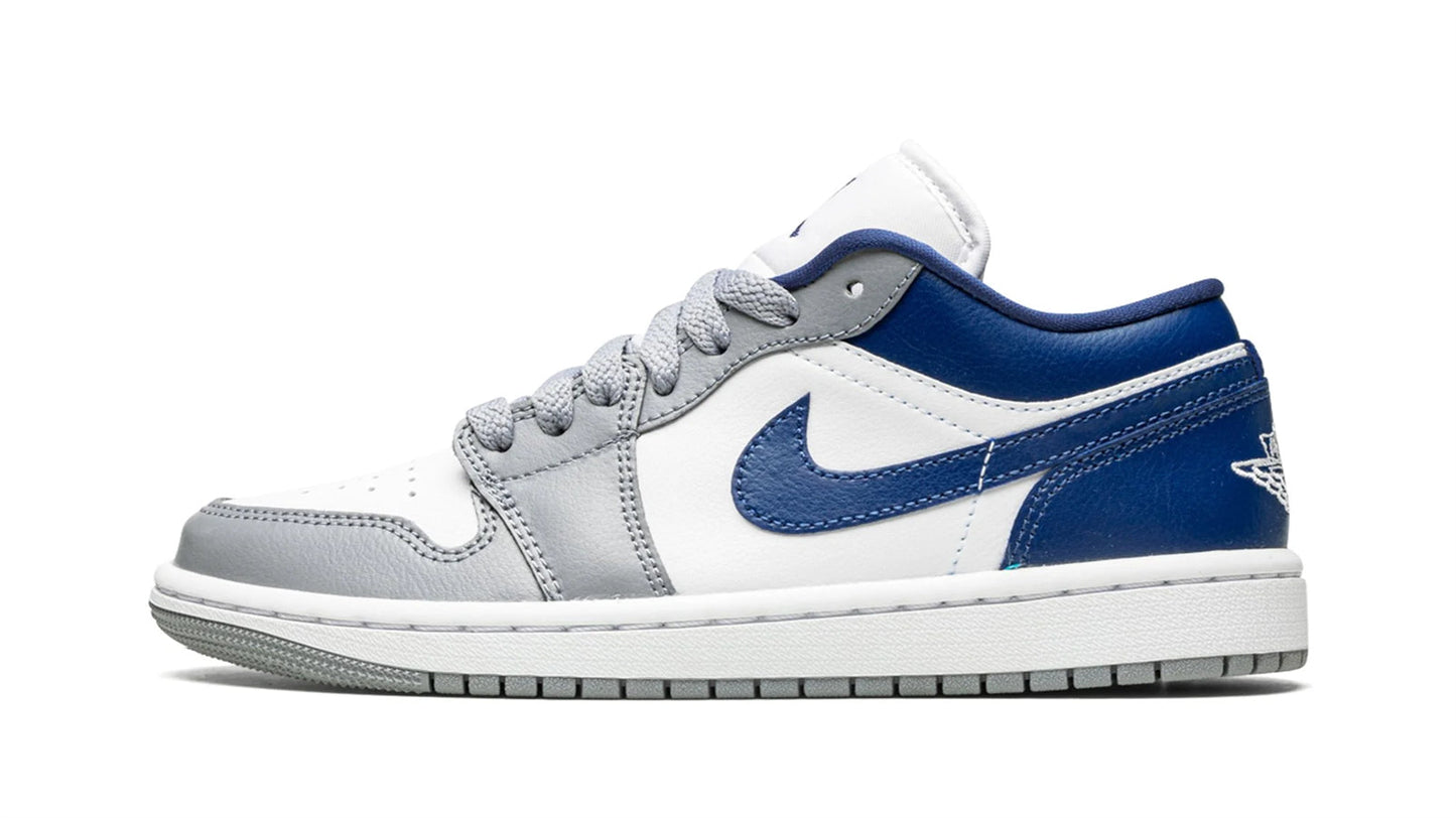 Jordan 1 Low WMNS "Stealth / French Blue"