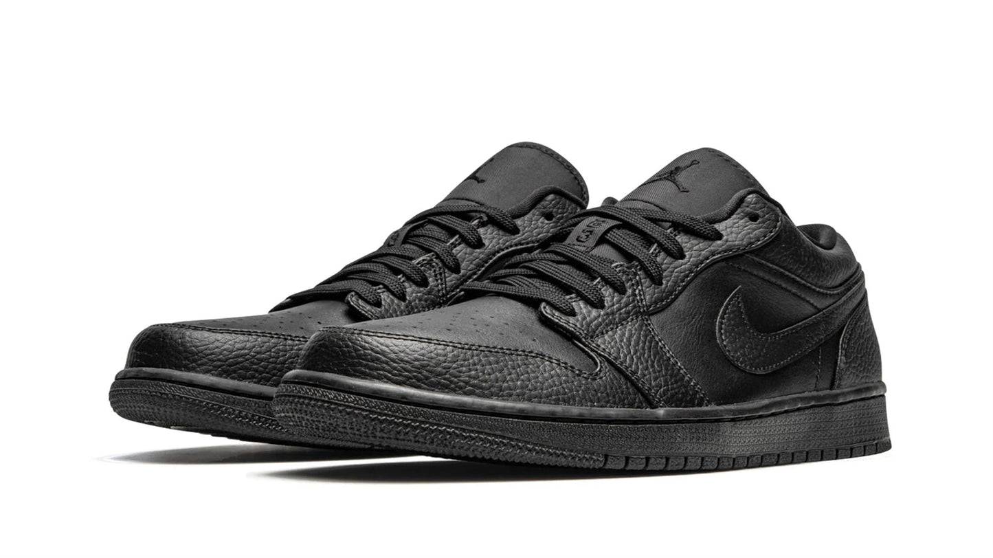 Jordan 1 Low "Triple Black"