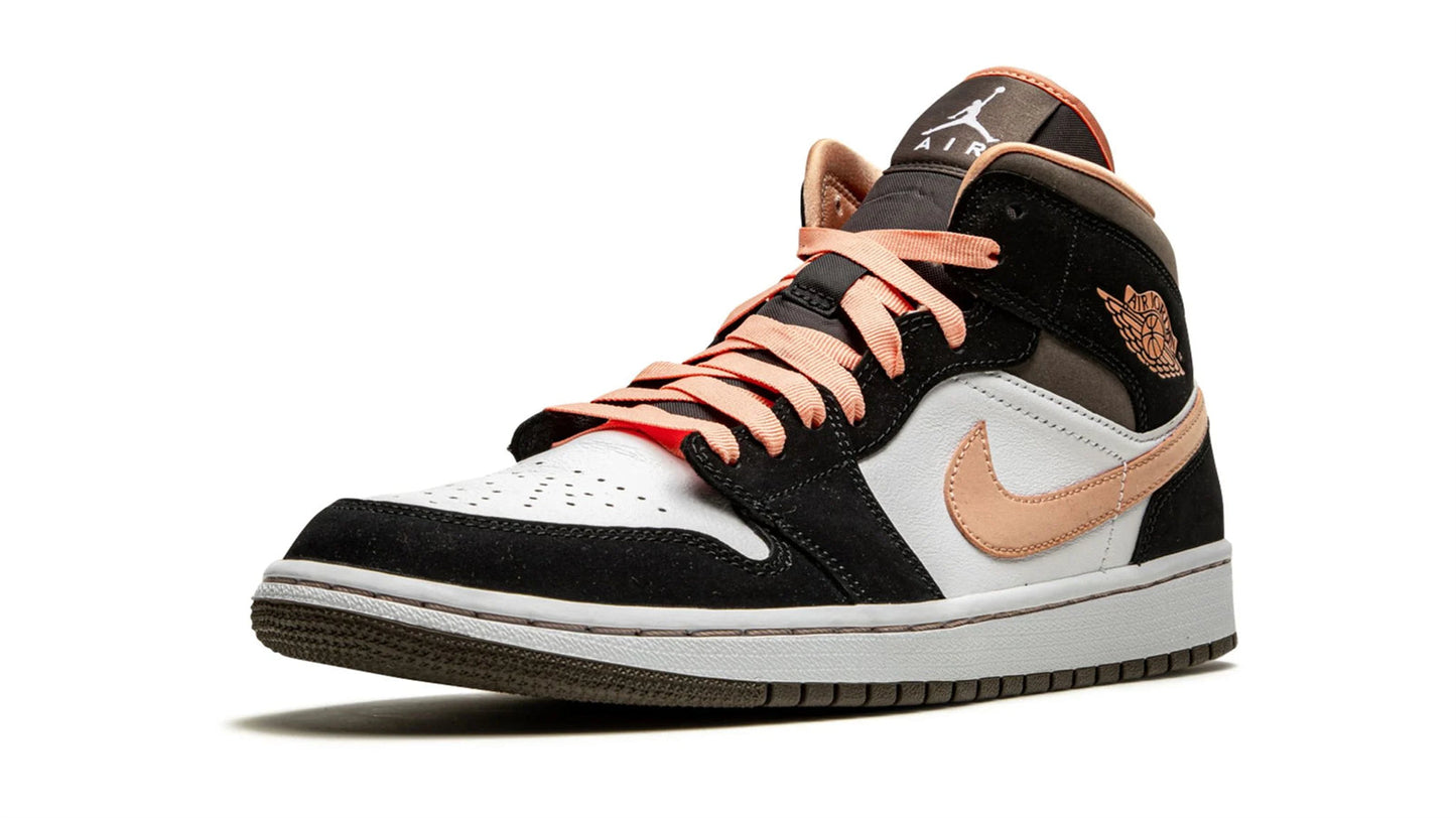 Jordan 1 MID SE WMNS "Peach Mocha"