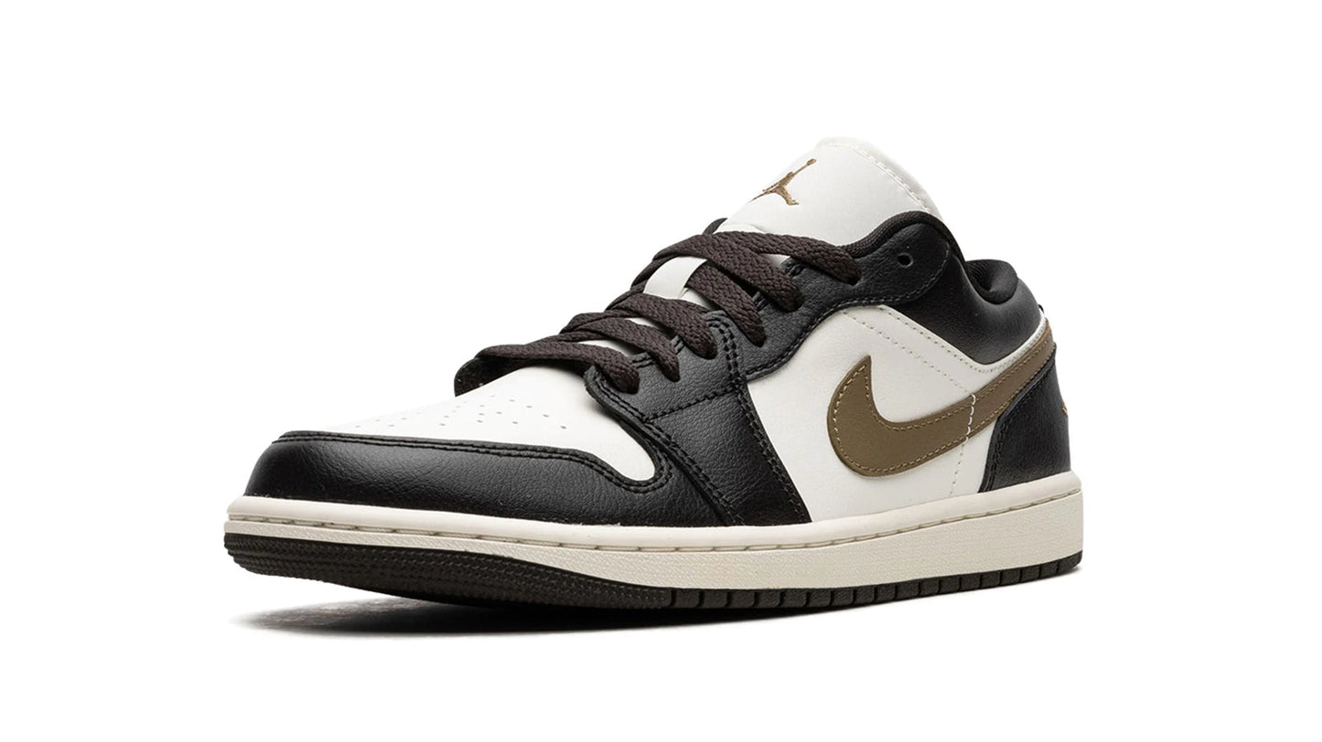 Jordan 1 Low WMNS "Shadow Brown"