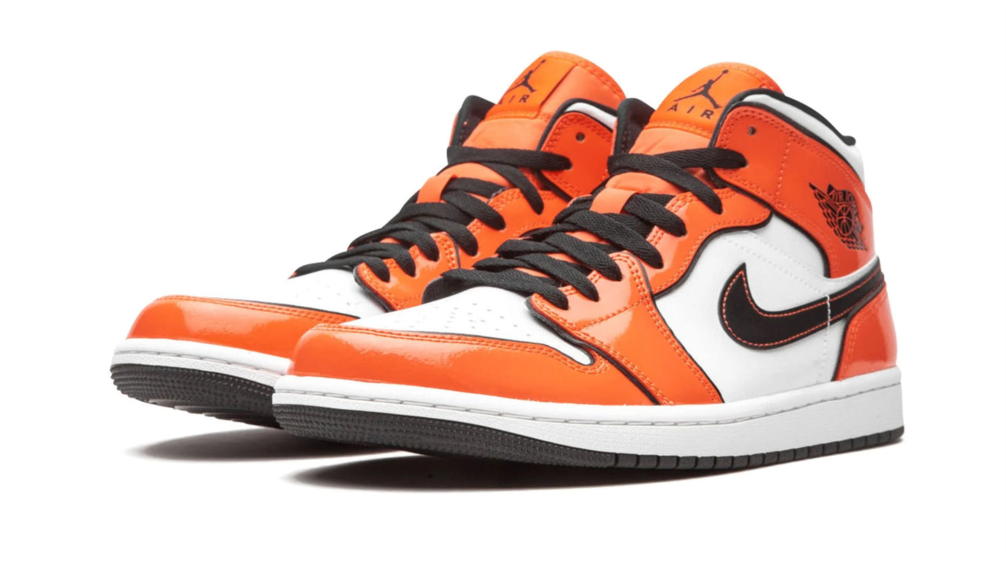 Jordan 1 Mid SE "Turf Orange"