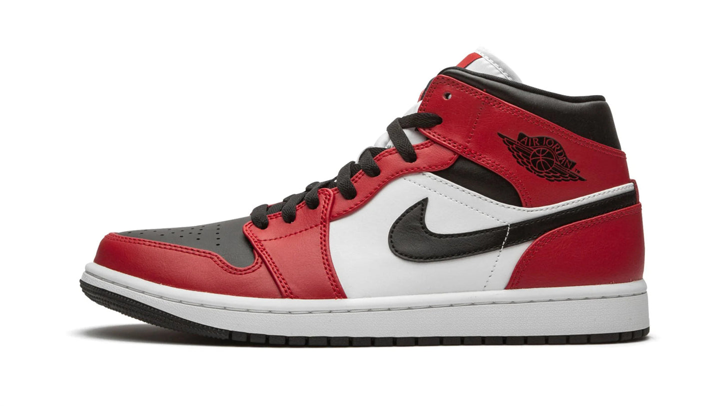 Jordan 1 Mid "Chicago Black Toe"