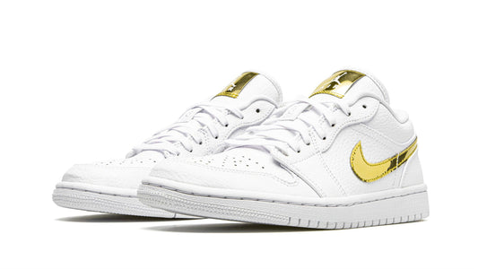 Jordan 1 LO SE WMNS "White Metallic Gold"
