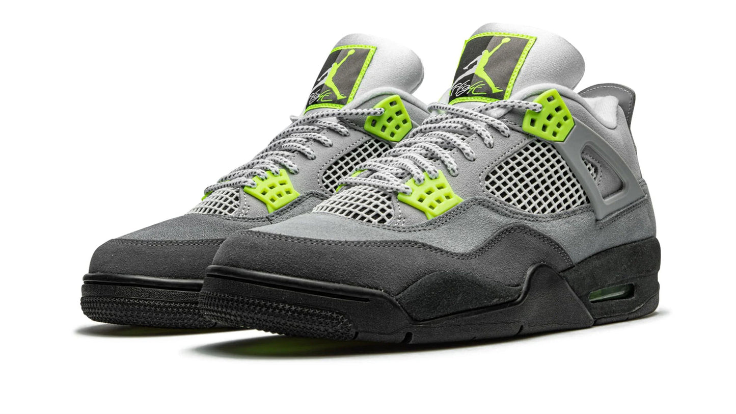 Jordan 4 Retro SE "Neon"