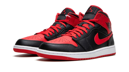 Jordan 1 Mid "Alternate Bred"