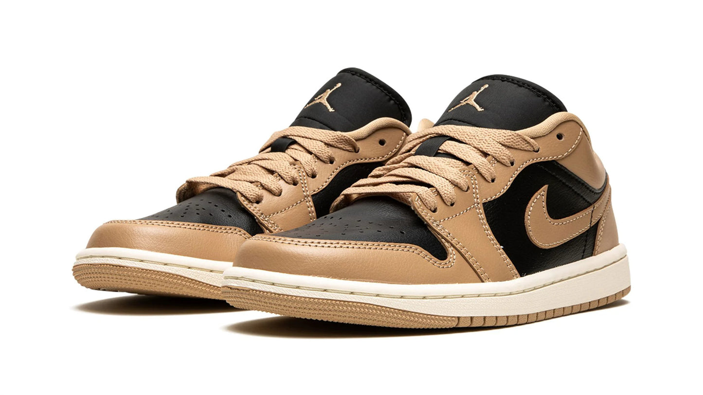 Jordan 1 Low WMNS "Desert / Black"