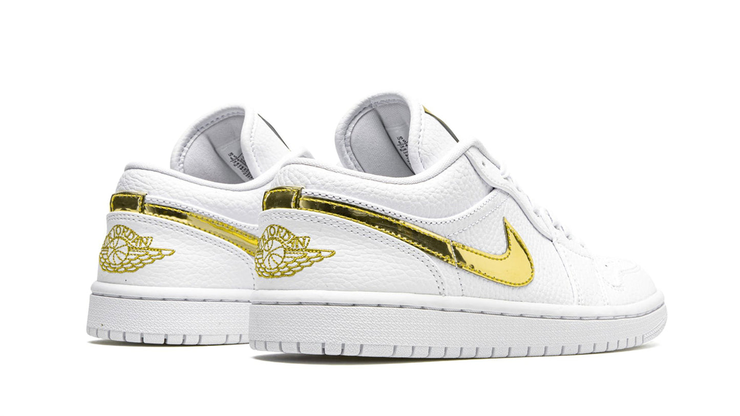Jordan 1 LO SE WMNS "White Metallic Gold"