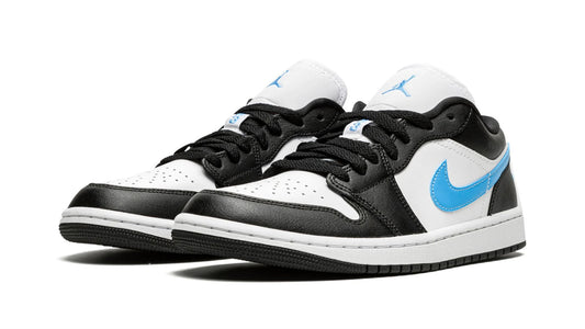 Jordan 1 LOW WMNS "Black / University Blue"