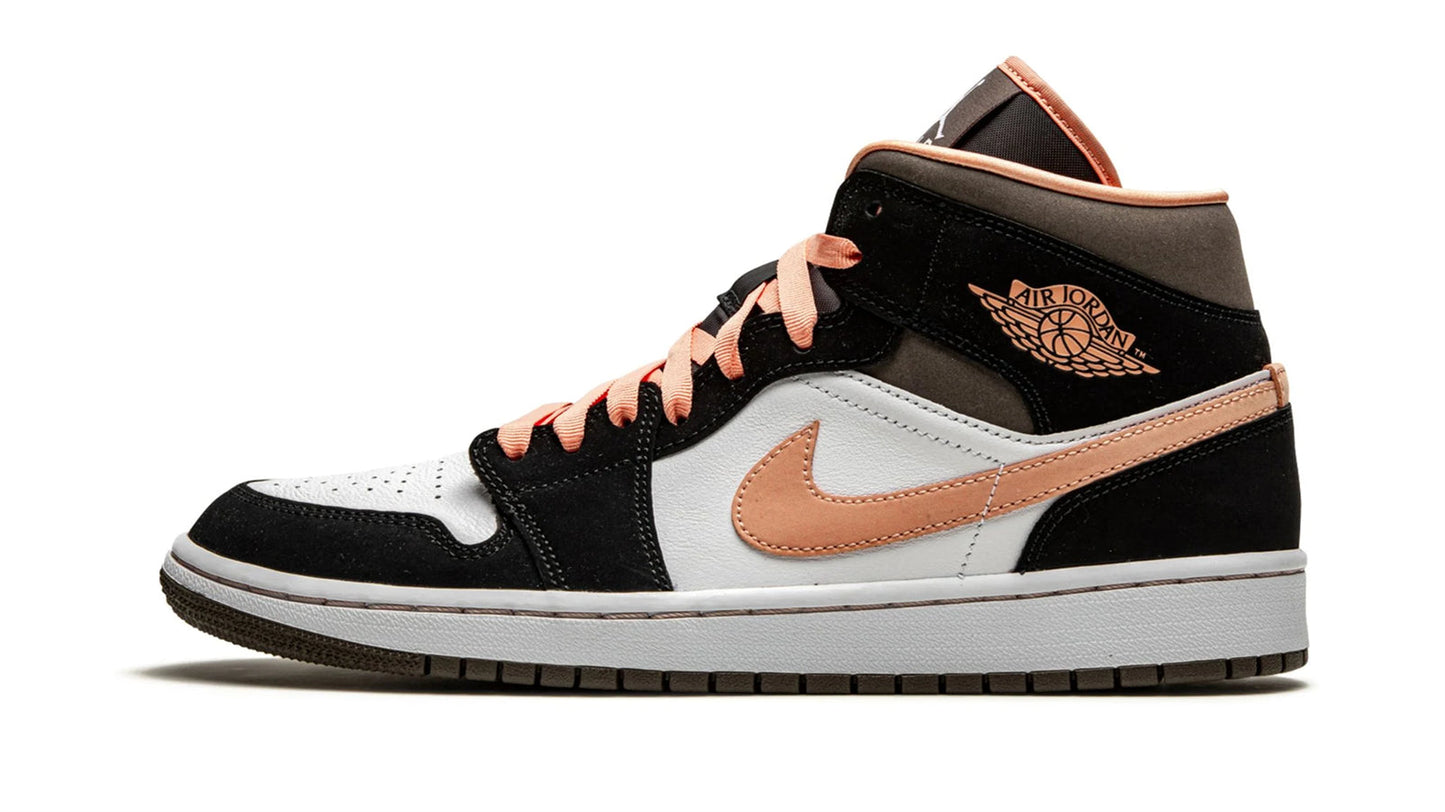 Jordan 1 MID SE WMNS "Peach Mocha"