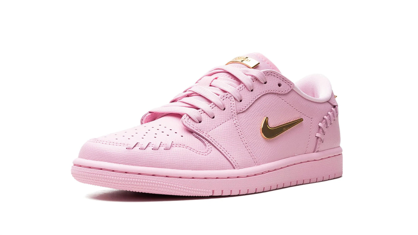 Jordan 1 LOW WMNS "Method of Make Perfect Pink"