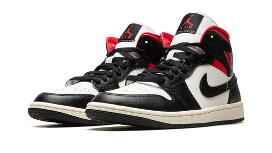 Jordan 1 MID WMNS "Black / Gym Red / Sail"