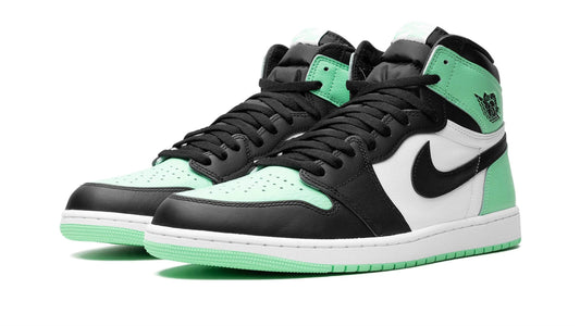 Jordan 1 Retro High OG "Green Glow"