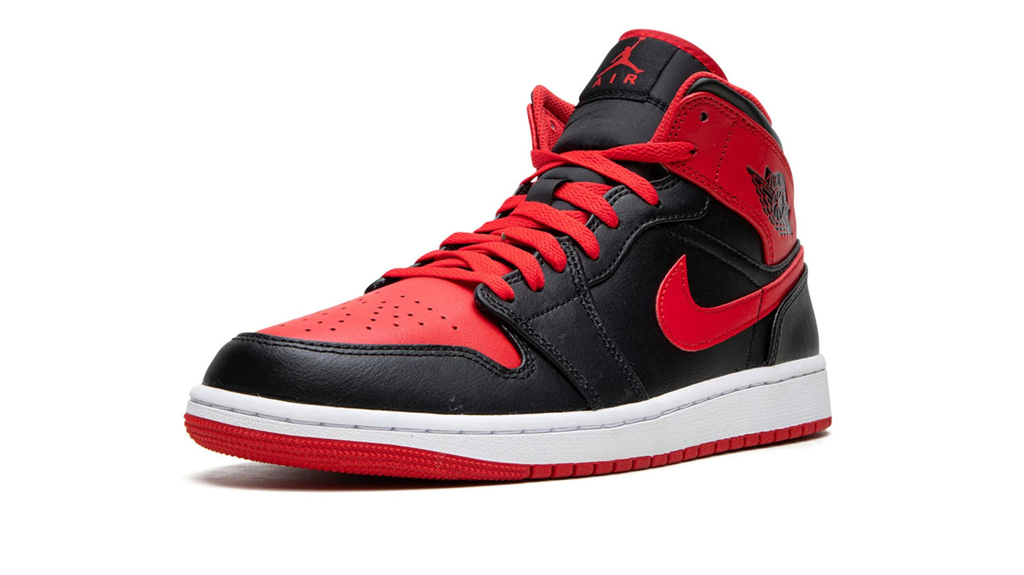 Jordan 1 Mid "Alternate Bred"