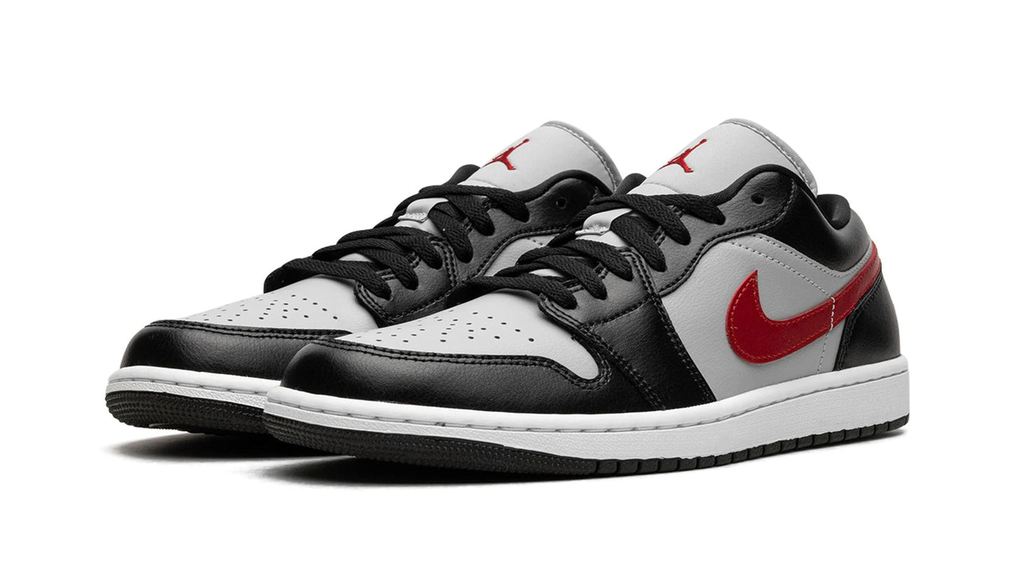 Jordan 1 Low WMNS "Black / Grey / Red"