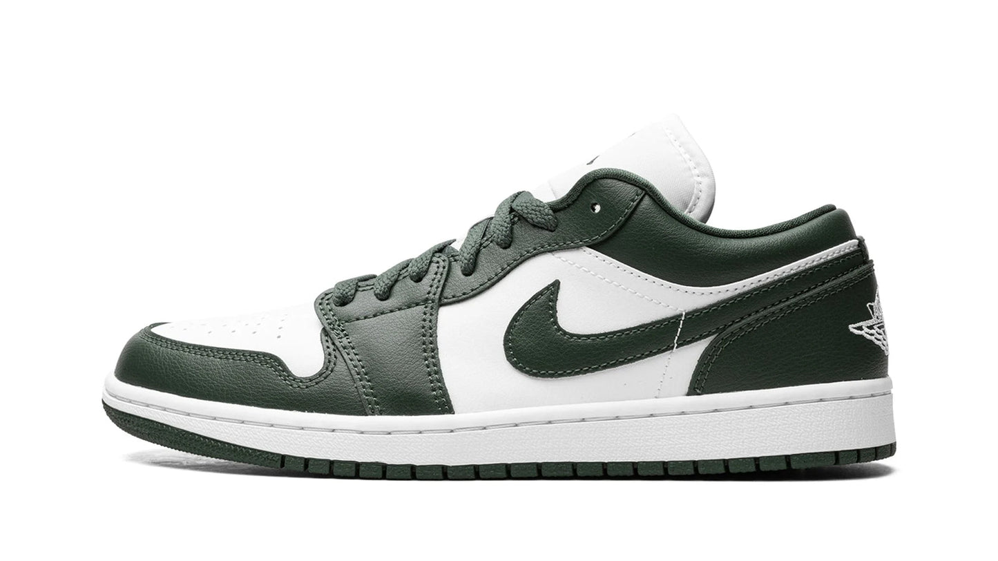 Jordan 1 Low WMNS "Galactic Jade"