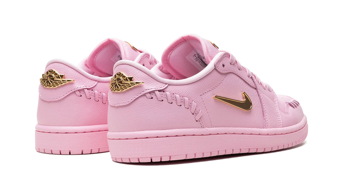 Jordan 1 LOW WMNS "Method of Make Perfect Pink"