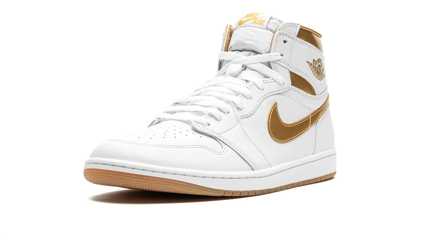 Jordan 1 RETRO HIGH OG WMNS "Metallic Gold"
