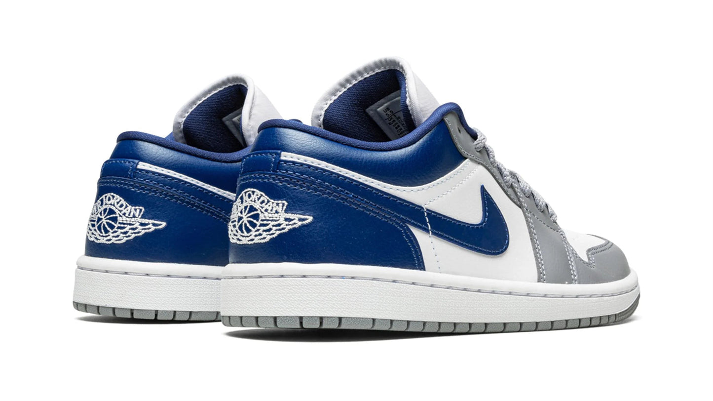 Jordan 1 Low WMNS "Stealth / French Blue"