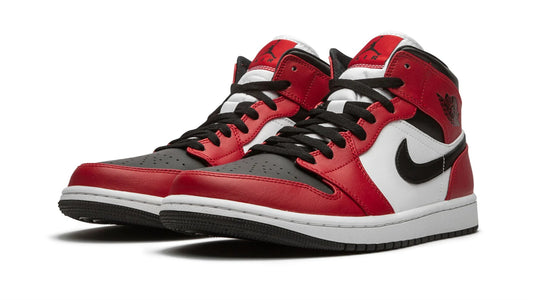 Jordan 1 Mid "Chicago Black Toe"