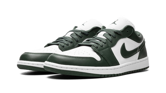 Jordan 1 Low WMNS "Galactic Jade"