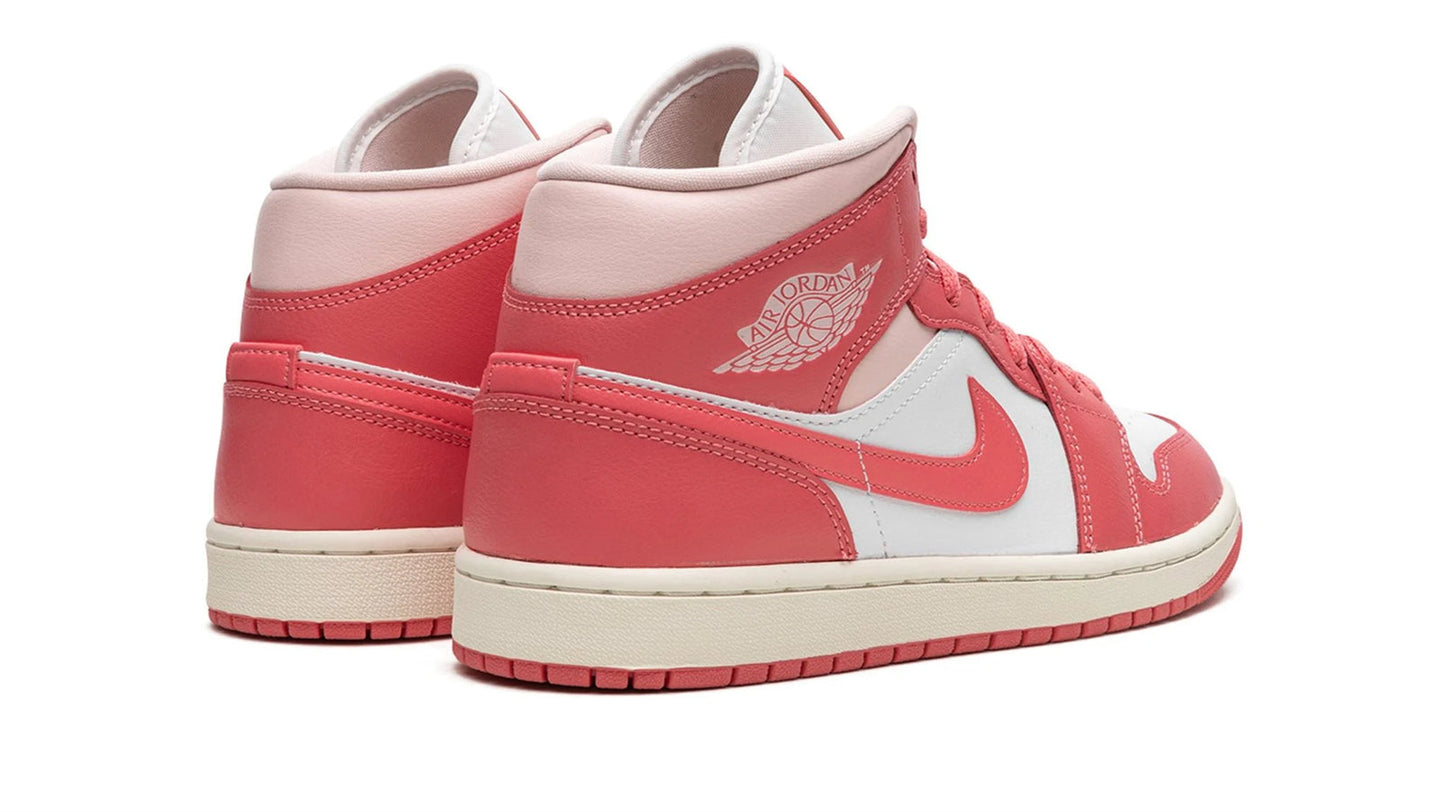 Jordan 1 MID WMNS "Strawberries And Cream"
