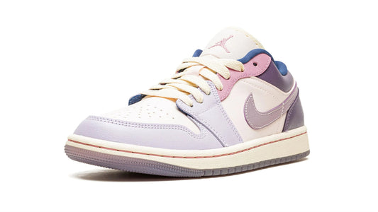Jordan 1 Low WMNS "Pastel Plum"