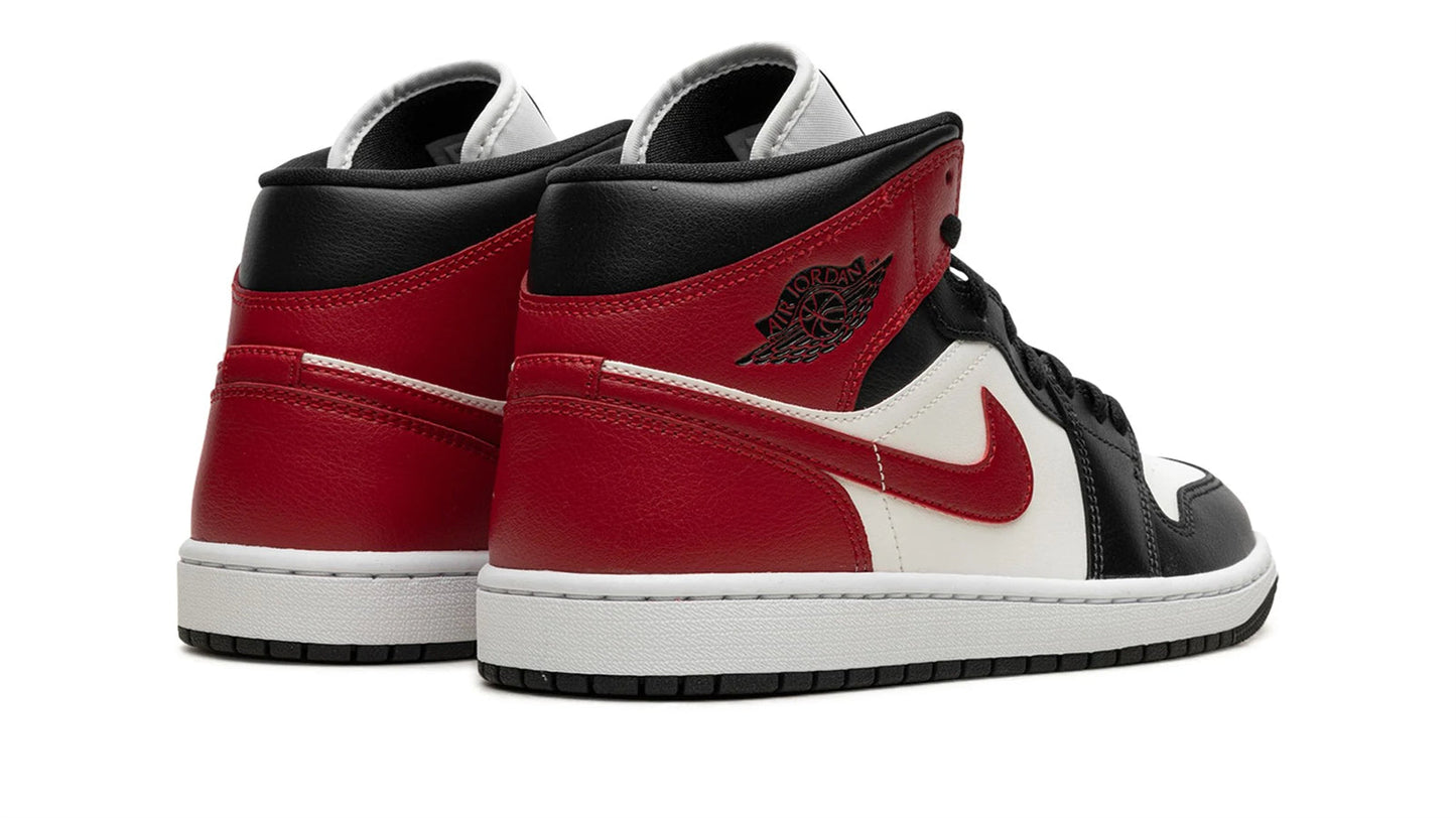 Jordan 1 MID WMNS "Black Toe"