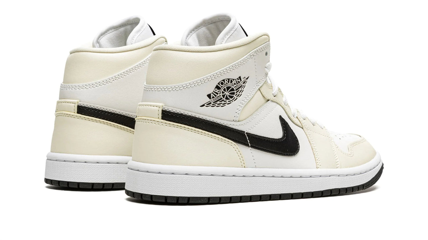 Jordan 1 MID WMNS "Coconut Milk"