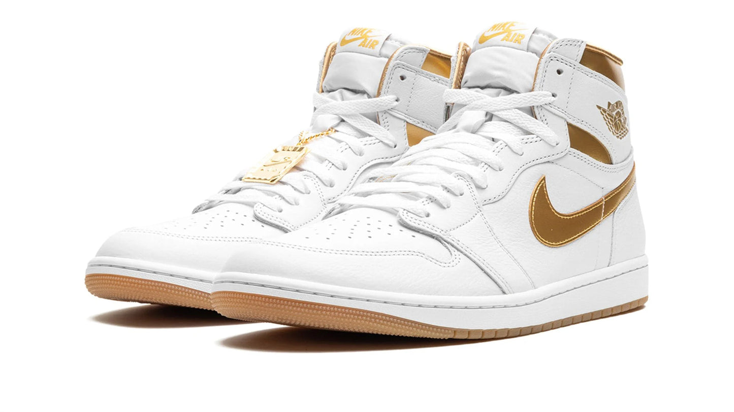 Jordan 1 RETRO HIGH OG WMNS "Metallic Gold"