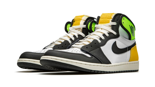 Jordan 1 Retro High OG "Volt Gold"