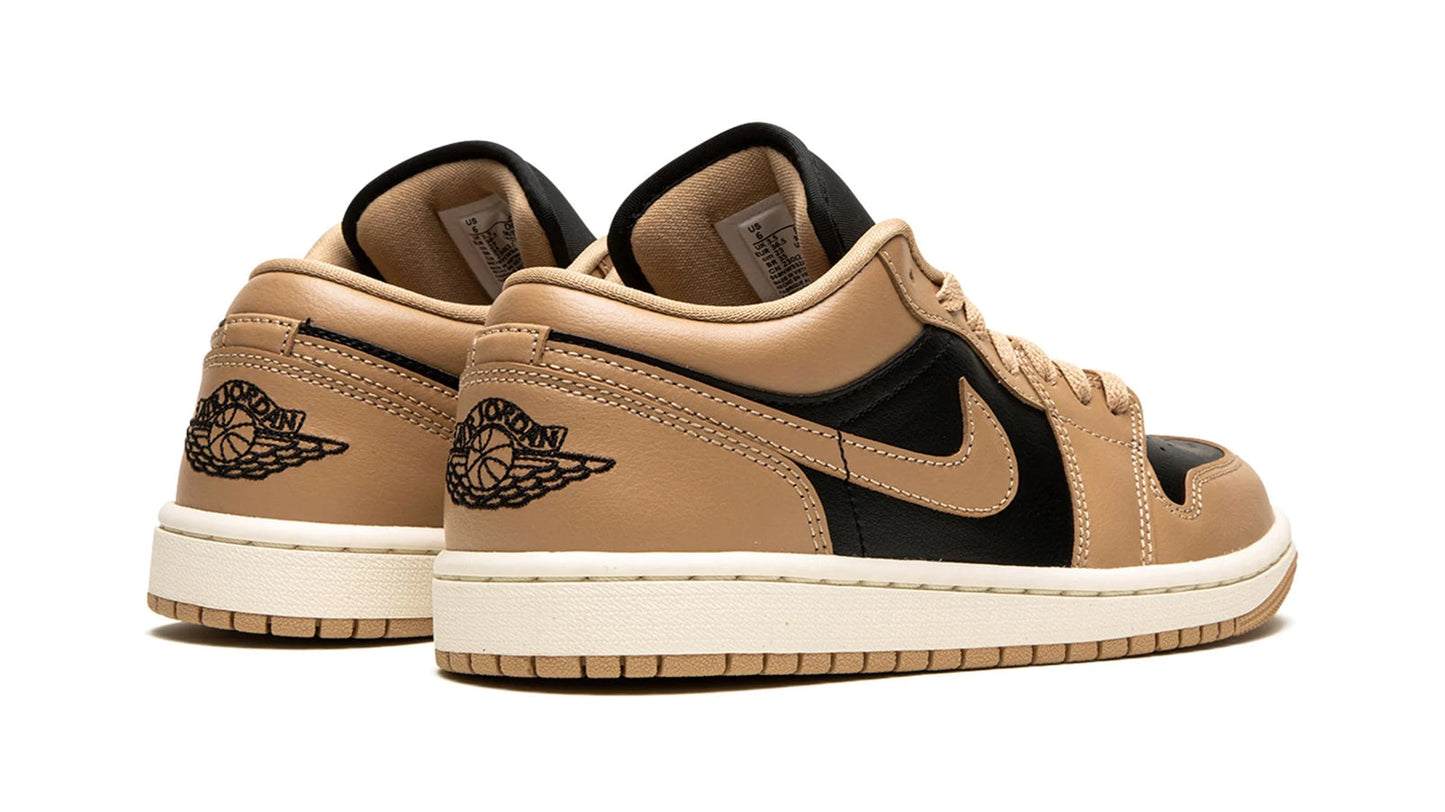 Jordan 1 Low WMNS "Desert / Black"