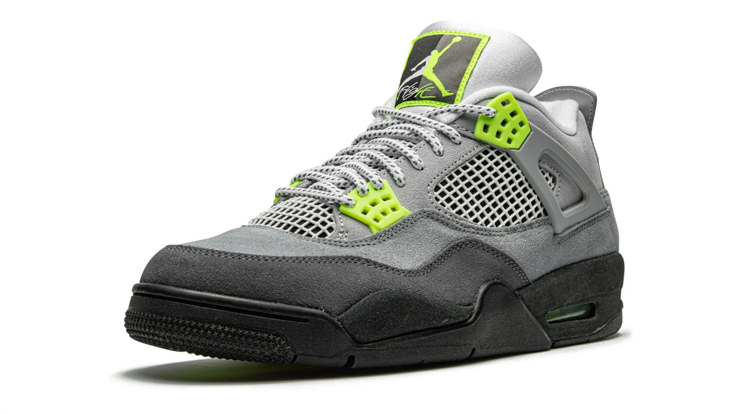 Jordan 4 Retro SE "Neon"